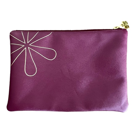 Erin Condren Planny Pack-SMALL
LUXE clutch, Dark Red/Wine - Picture 1 of 10
